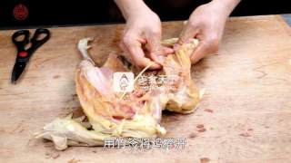 十里闻香的【蚕豆烧老鸡】的做法步骤：1