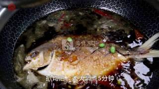 家常美味【豆香鲳鱼】的做法步骤：6