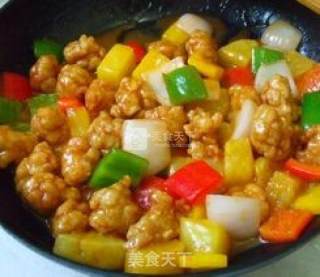 菠萝咕噜肉的做法步骤：7