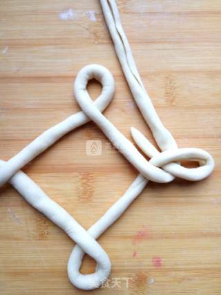 中式福寿结豆沙红枣面包的做法步骤：6
