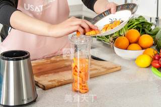 鲜榨木瓜奶昔的做法步骤：2