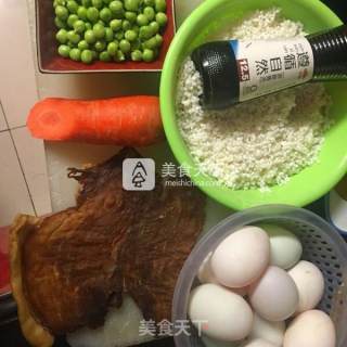 糯米鸭蛋的做法步骤：1