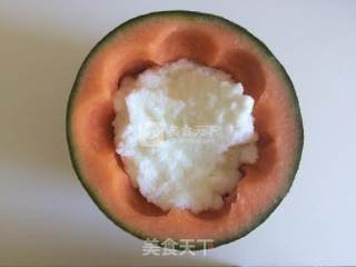 蜜瓜牛奶冰的做法步骤：4
