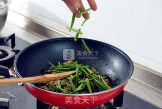 香菇豆豉炒花蛤，一盘不过瘾~的做法步骤：5