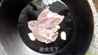 爆炒猪心的做法步骤：1