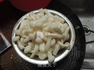 佛手瓜虾头油香菇汤的做法步骤：4