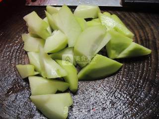 佛手瓜虾头油香菇汤的做法步骤：5