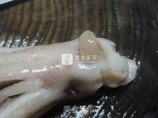 甜辣鱿鱼须的做法步骤：2