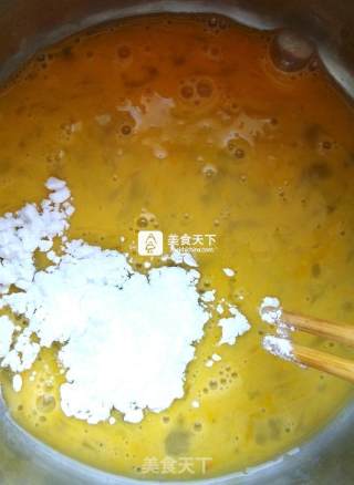 海绵宝宝黄桃班戟的做法步骤：1