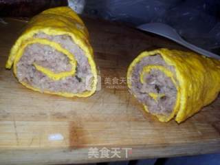蛋卷腊肠饭的做法步骤：4