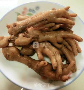 酱香卤鸡爪的做法步骤：7