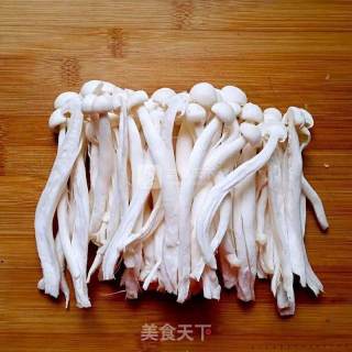 蚝油海鲜菇的做法步骤：1