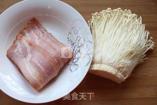 ——培根金针菇卷的做法步骤：1