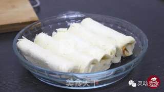 灵动美食/美味早餐土司黄瓜卷的做法步骤：5
