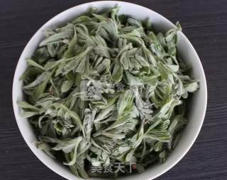 灵动美食/错过这个季节就要再等一年的美食之清明饼的做法步骤：1