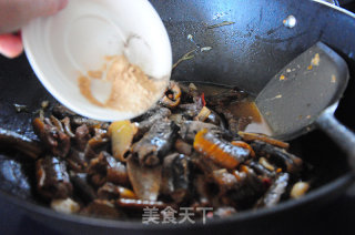 红烧黄鳝的做法步骤：11
