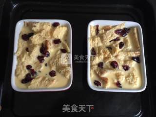 蛋奶全麦吐司布丁的做法步骤：6