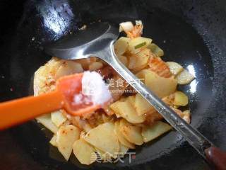 泡菜炒土豆的做法步骤：5