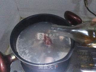 白萝卜排骨汤的做法步骤：3