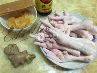 陈醋鸡脚的做法步骤：1