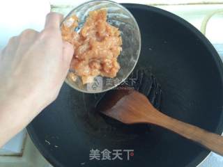 黄瓜玉米炒鸡丁的做法步骤：4
