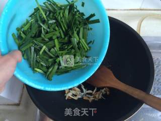 绿豆芽韭菜炒木耳的做法步骤：5