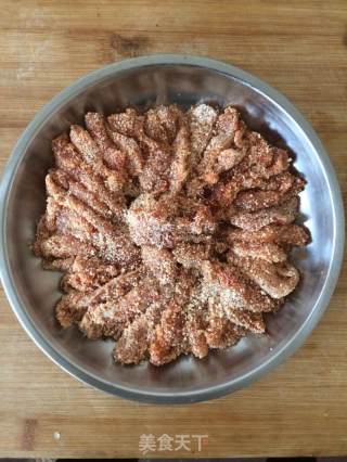 粉蒸肉的做法步骤：4