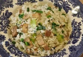 灵动美食/一道属于懒人的咸肉菜饭的做法步骤：4