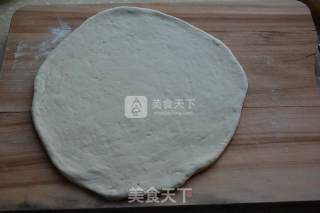 鲜虾什锦披萨的做法步骤：4