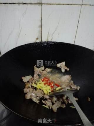 蒜香豆腐干肉片的做法步骤：5