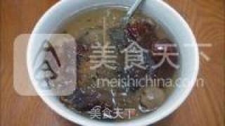 桂圆红枣炖冰糖燕窝的做法步骤：3