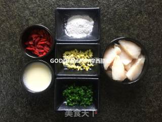 母亲节餐桌上的营养师--液体黄金之银鳕鱼豆浆羹的做法步骤：3