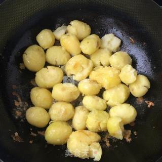 香辣香草小土豆的做法步骤：6