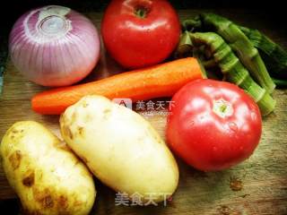 素罗宋汤的做法步骤：1