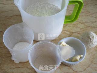 红豆花式面包的做法步骤：1
