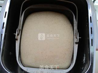 黑麦肉松餐包的做法步骤：3