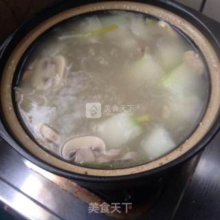 关于一锅排骨汤的做法步骤：8
