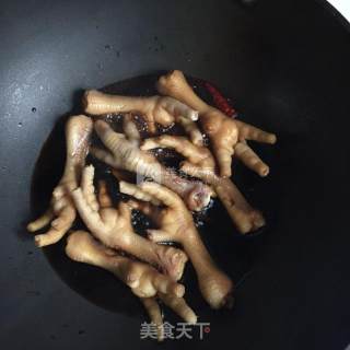 可乐酱油鸡爪的做法步骤：5