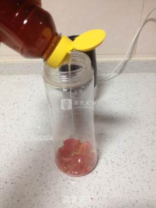 芒果番茄双色果汁的做法步骤：4