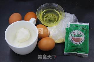 彩色条纹蛋糕卷的做法步骤：1