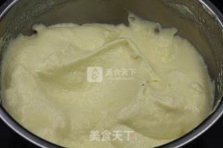 彩色条纹蛋糕卷的做法步骤：11