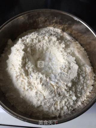 咖喱牛肉煎包的做法步骤：1