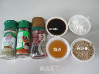 芝麻牙签牛肉的做法步骤：2