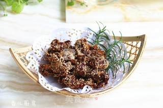 芝麻牙签牛肉的做法步骤：7
