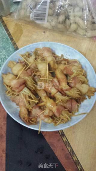 培根金针茹卷的做法步骤：5