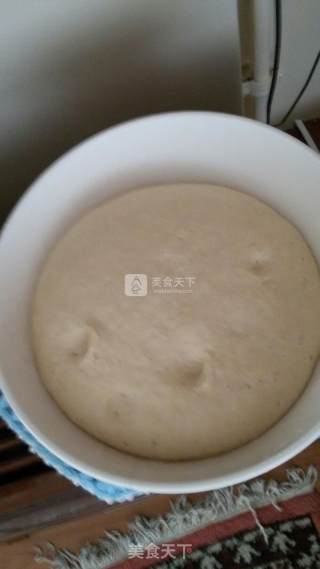 芝麻小面包的做法步骤：2