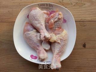 多美味叉烧鸡腿的做法步骤：1