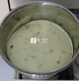有料的拉丝面包---松子酸奶包的做法步骤：6