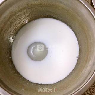 简单易做的戚风小方块儿的做法步骤：1