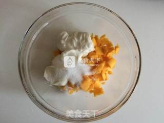 芒果慕斯的做法步骤：1